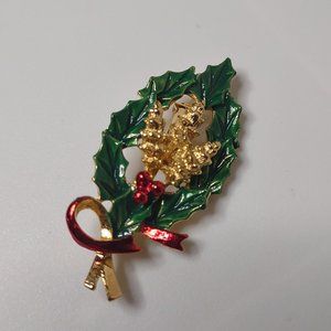 Vintage Gerry's Green Christmas Wreath Brooch